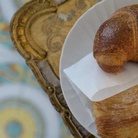 Boccaccio Bed and Breakfast Ραβέλλο
